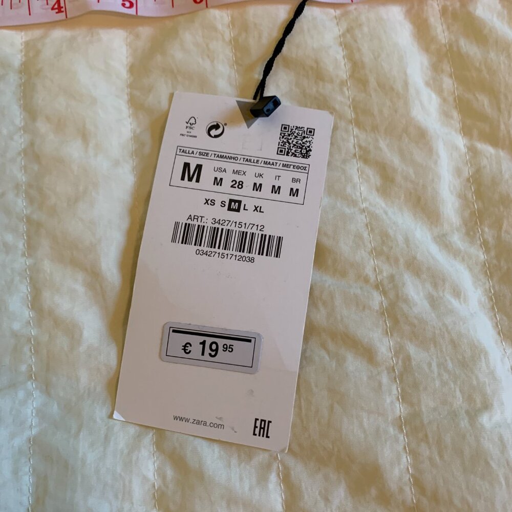 Zara Quilted Puffer Skirt, NWT, Size M - Picture 5 of 7